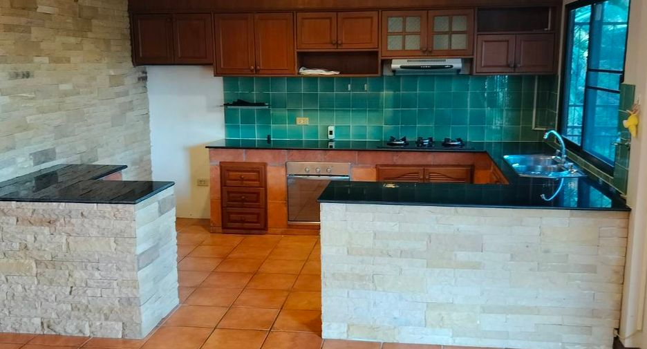 Haus zum Kauf mit 2 Zimmer in Kathu, Phuket