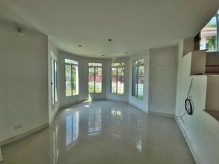 出售 1 卧室 独立屋 在 Mueang Samut Sakhon, Samut Sakhon