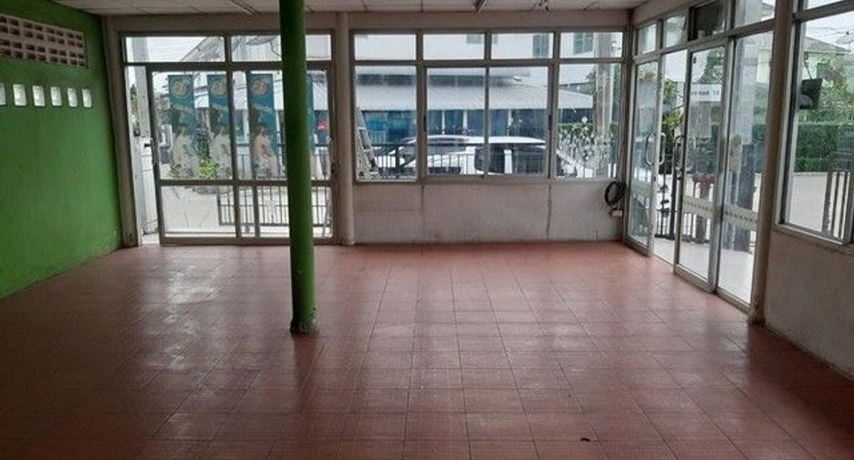 Продажа 1 кровать таунхаус в Sam Phran, Накхонпатхом