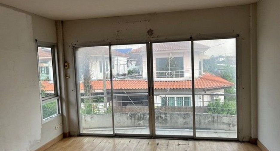 出售 1 卧室 独立屋 在 Khlong Luang, Pathum Thani