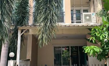 For rent そして for sale 3 ベッドルーム townhouse in Khan Na Yao, Bangkok