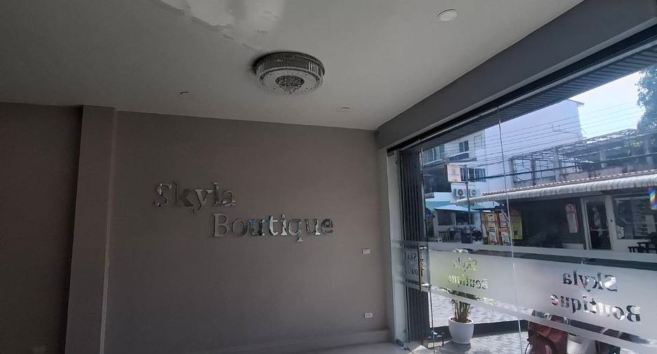 For rent 42 bedrooms hotel in Bang Lamung, Chonburi