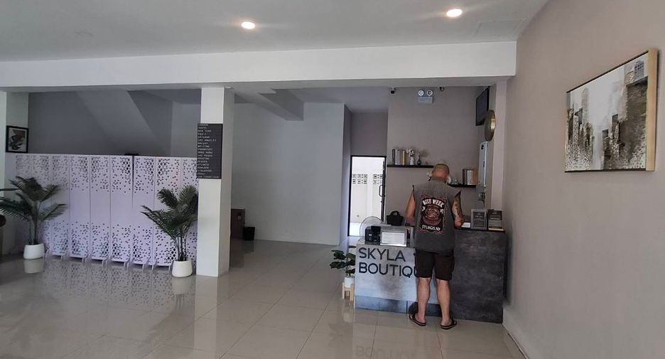 For rent 42 bedrooms hotel in Bang Lamung, Chonburi