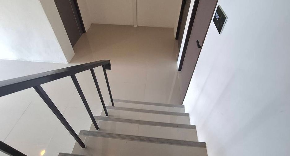 For rent 42 bedrooms hotel in Bang Lamung, Chonburi