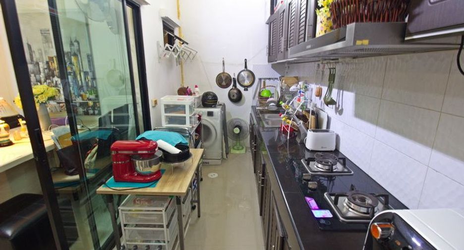 Reihenhaus zur Miete mit 3 Zimmer in Mueang Samut Prakan, Samut Prakan
