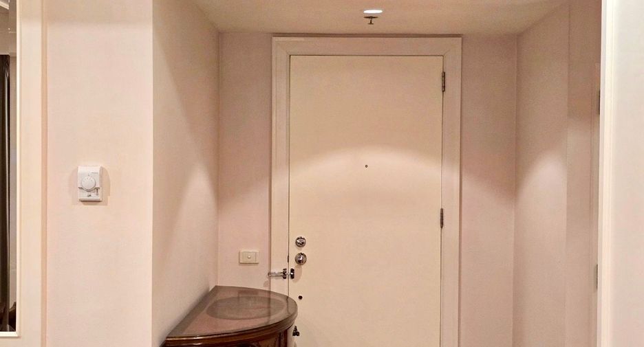 For sale 2 bedrooms condo in Pathum Wan, Bangkok