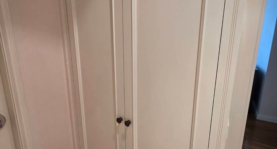 For sale 2 bedrooms condo in Pathum Wan, Bangkok