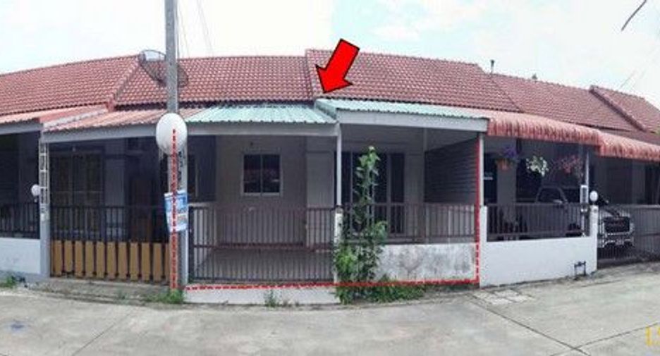 Продажа 1 кровать таунхаус в Phanat Nikhom, Чонбури