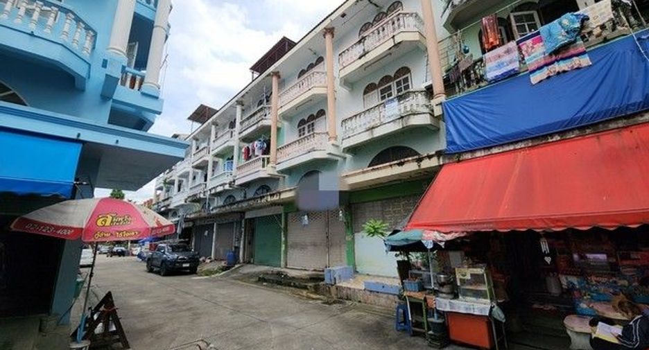 For sale 1 bed retail Space in Bang Bon, Bangkok