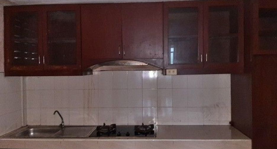 For sale 1 bed retail Space in Khlong Sam Wa, Bangkok