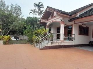 Terreno en venta en Phrom Khiri, Nakhon Si Thammarat