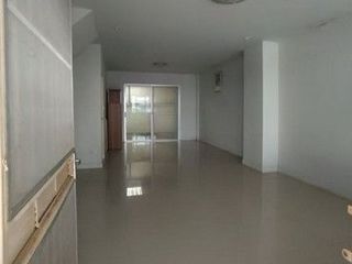 For sale 1 Beds townhouse in Phrom Khiri, Nakhon Si Thammarat