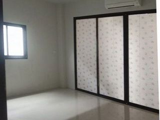 For sale 1 bed retail Space in Phrom Khiri, Nakhon Si Thammarat