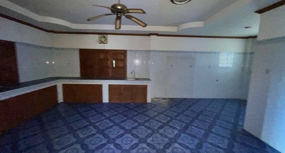 À vendre 1 chambre maison à Chae Hom, Lampang