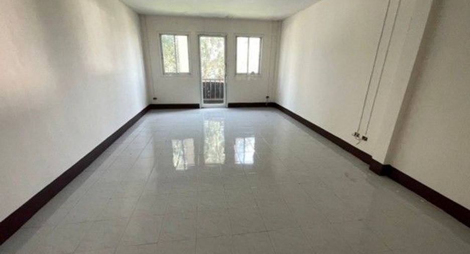 For sale 1 bed retail Space in Chae Hom, Lampang