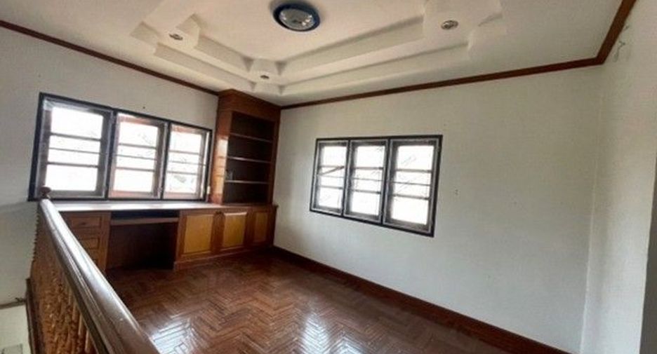 Haus zum Kauf mit 1 Zimmer in Chae Hom, Lampang