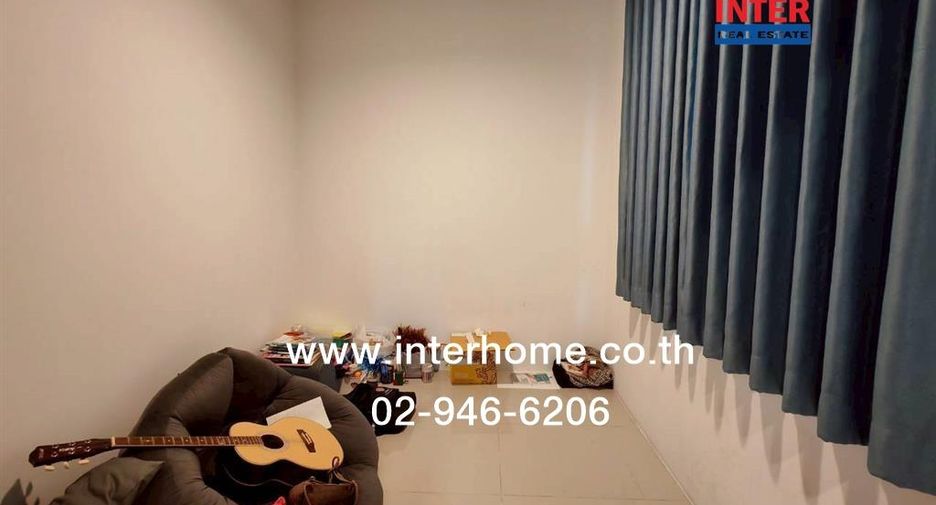 For sale 4 bedrooms house in Khlong Luang, Pathum Thani