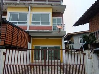 For sale 1 bed townhouse in Phrom Khiri, Nakhon Si Thammarat