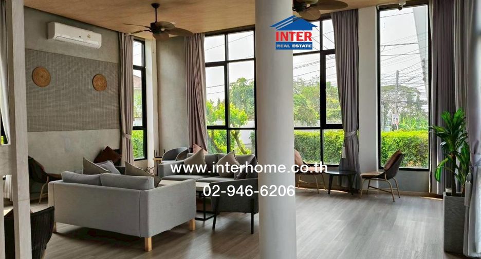 For sale 4 bedrooms house in Mueang Pathum Thani, Pathum Thani