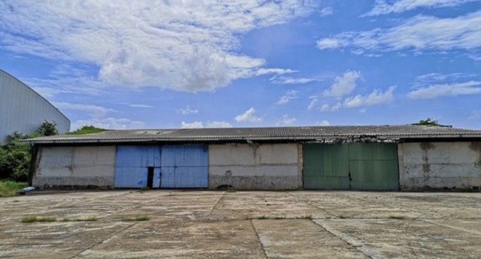 For sale 1 bed warehouse in Mueang Uttaradit, Uttaradit