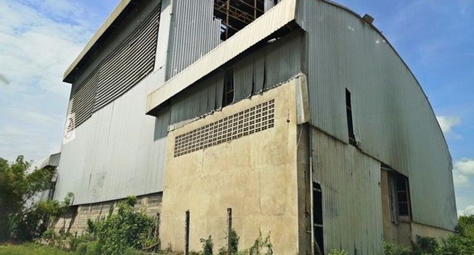 For sale 1 bed warehouse in Mueang Uttaradit, Uttaradit