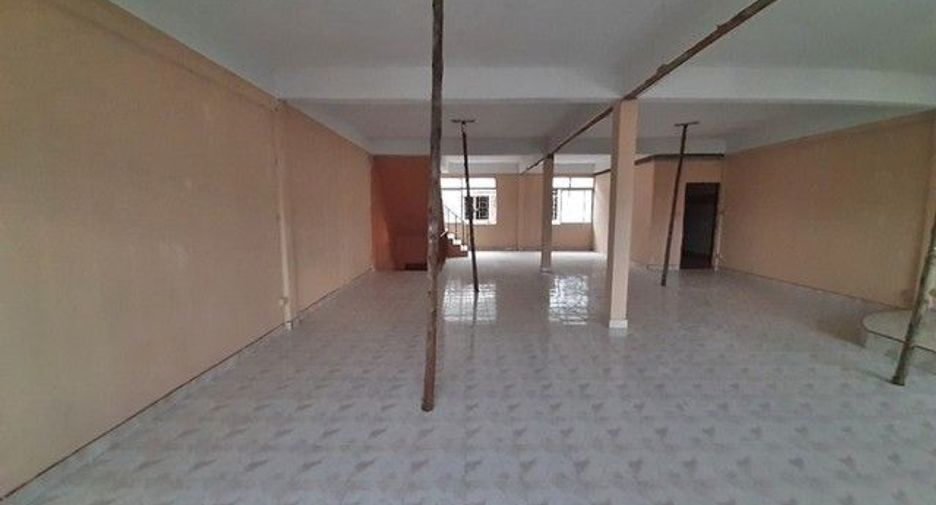 For sale 1 bed retail Space in Sai Mai, Bangkok