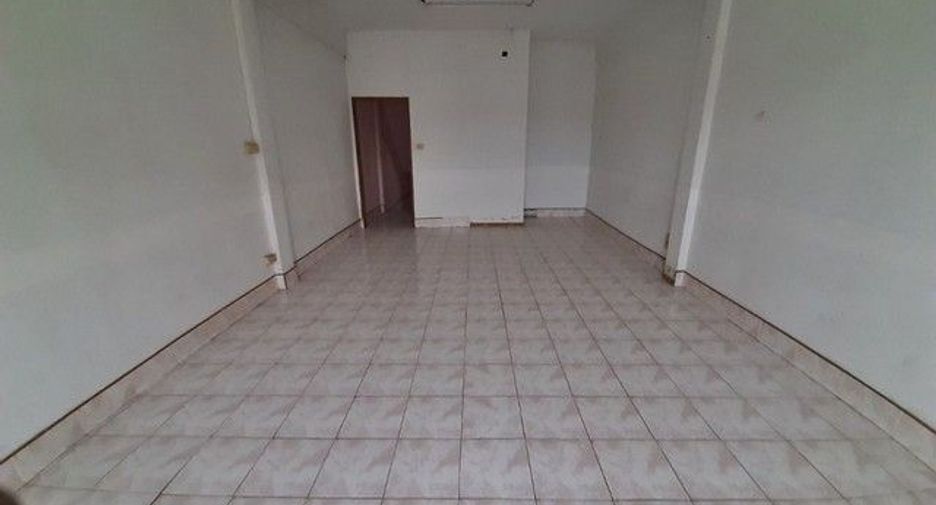 For sale 1 bed retail Space in Sai Mai, Bangkok