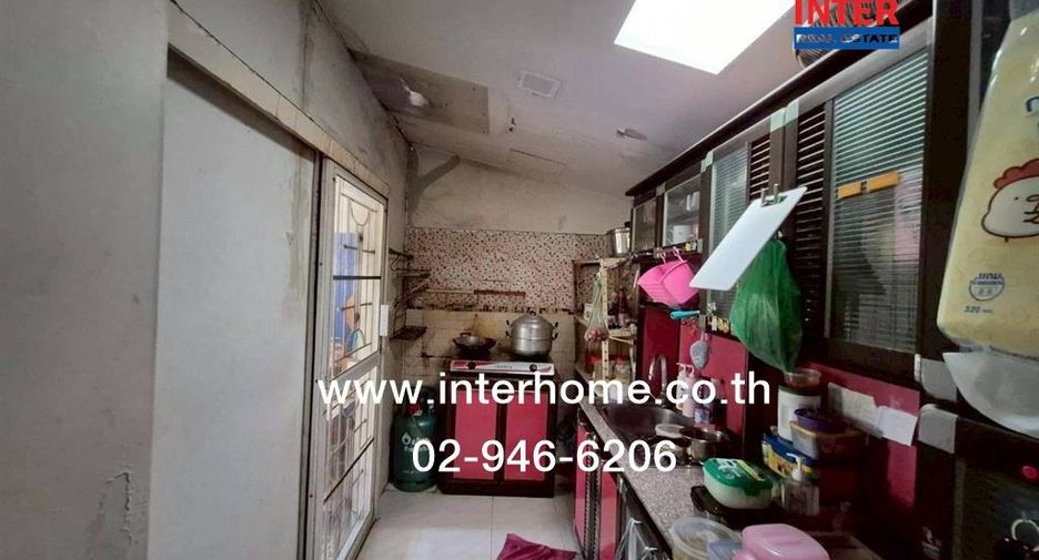 For sale 3 bedrooms house in Khlong Sam Wa, Bangkok