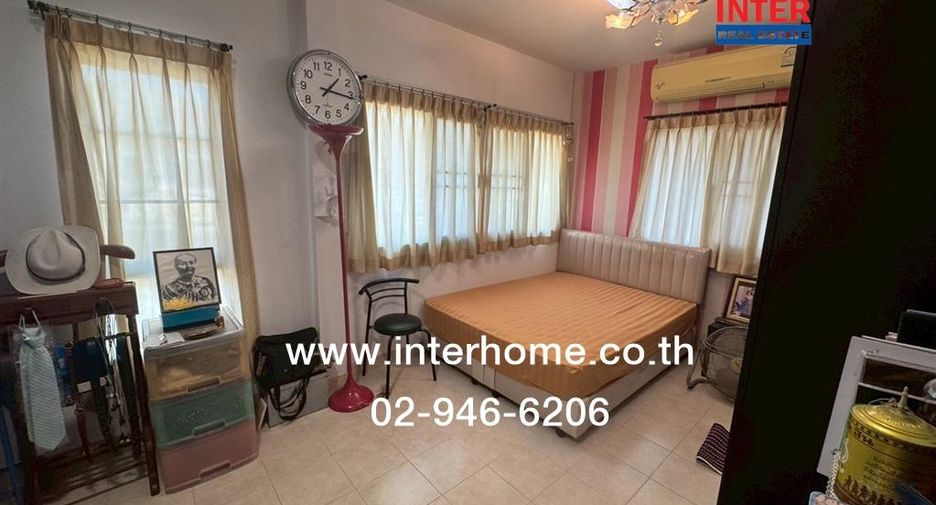 For sale 3 bedrooms house in Khlong Sam Wa, Bangkok