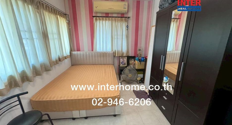 For sale 3 bedrooms house in Khlong Sam Wa, Bangkok