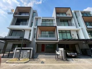Reihenhaus zur Miete mit 3 Zimmer in Saphan Sung, Bangkok