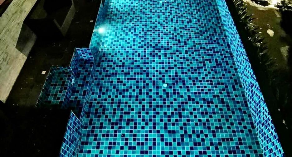 For sale 1 bed condo in Huai Khwang, Bangkok