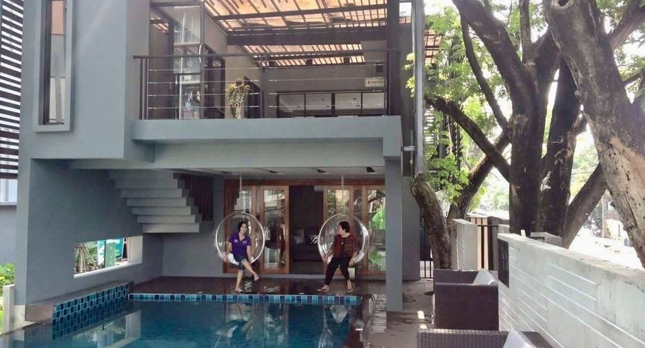For sale 1 bed condo in Huai Khwang, Bangkok