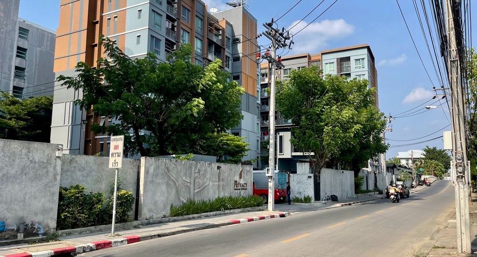 For sale 1 bed condo in Huai Khwang, Bangkok