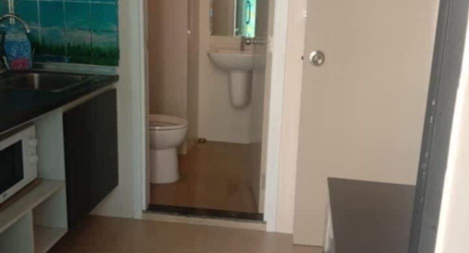 For sale 1 bed condo in Mueang Samut Prakan, Samut Prakan
