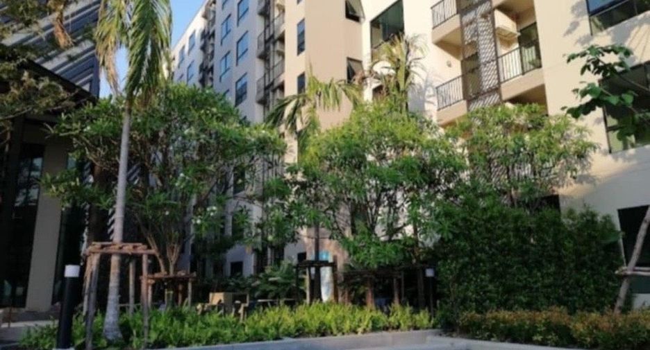 For sale 1 bed condo in Mueang Samut Prakan, Samut Prakan