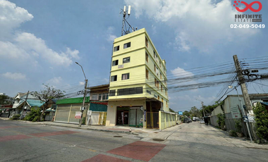 出售 19 卧室 公寓式住宅 在 Lat Krabang, 曼谷