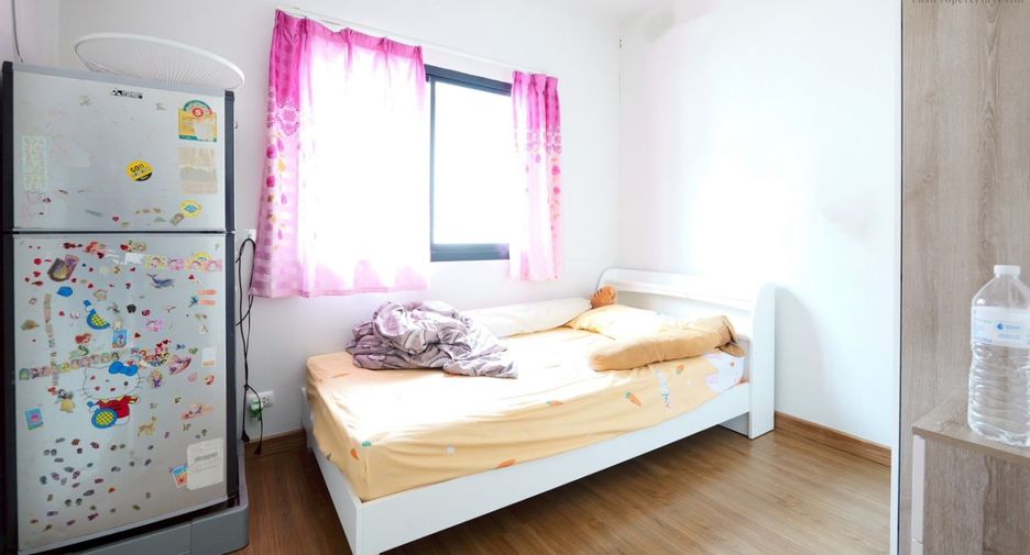 For sale 4 bedrooms townhouse in Lat Lum Kaeo, Pathum Thani