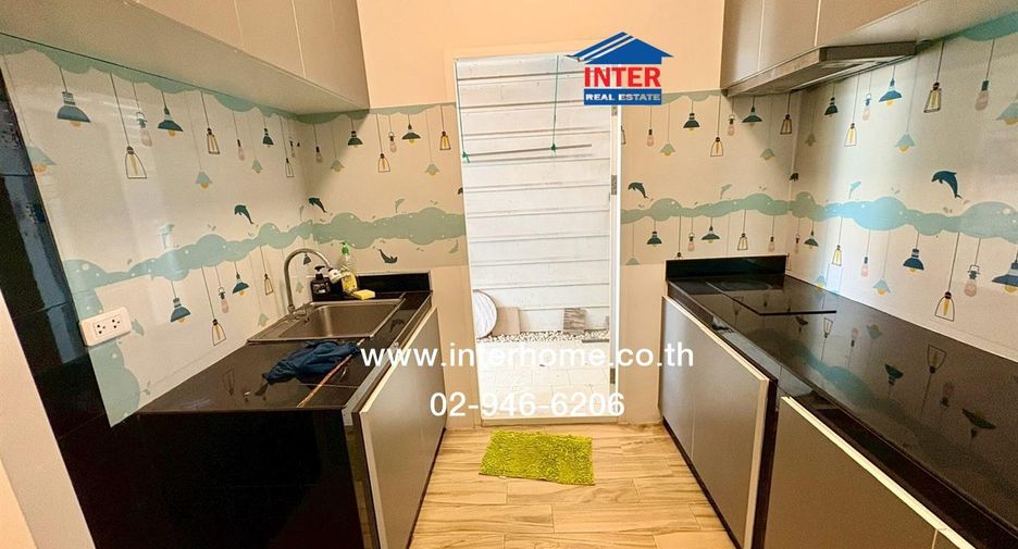 For sale 4 bedrooms house in Lam Luk Ka, Pathum Thani