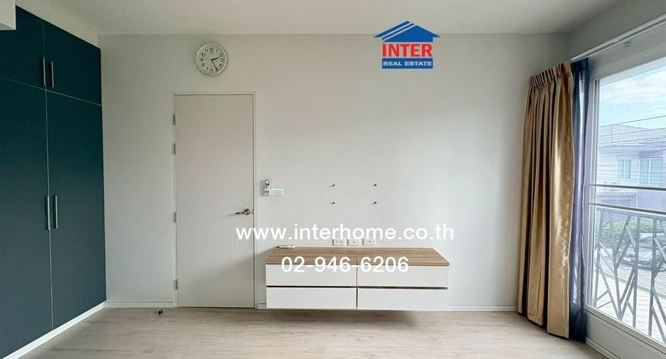 For sale 4 bedrooms house in Lam Luk Ka, Pathum Thani