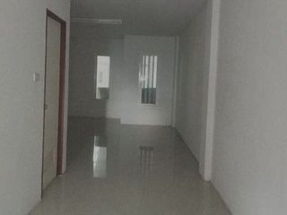 For sale 1 bed retail Space in Phrom Khiri, Nakhon Si Thammarat
