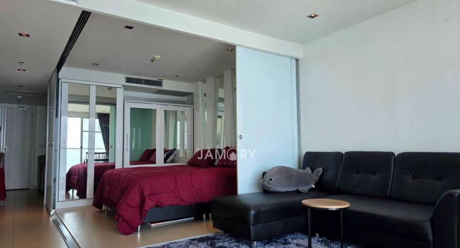 For rent and for sale 1 bed condo in Pratumnak, Pattaya