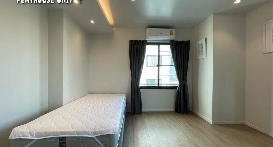 For rent 3 bedrooms apartment in Watthana, Bangkok