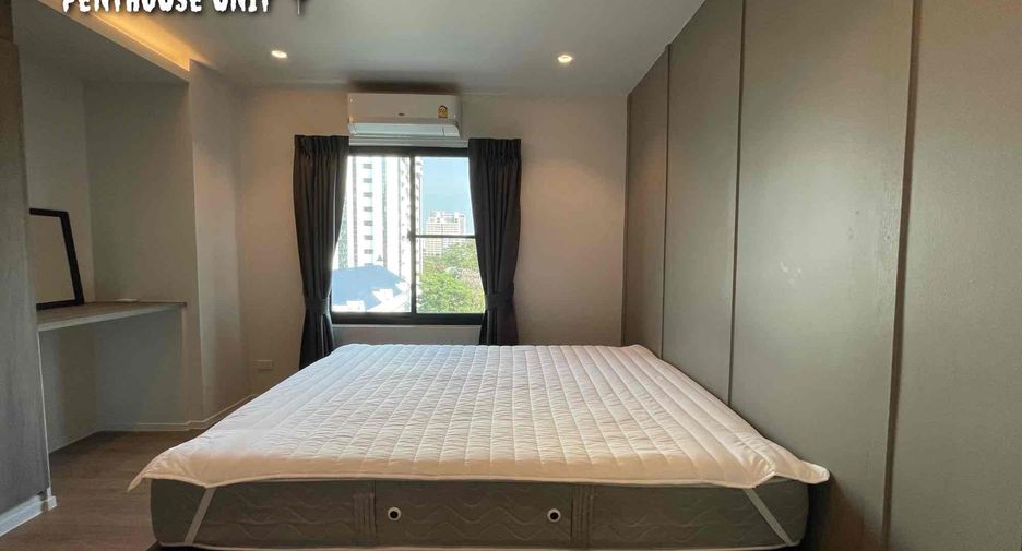 For rent 3 bedrooms apartment in Watthana, Bangkok