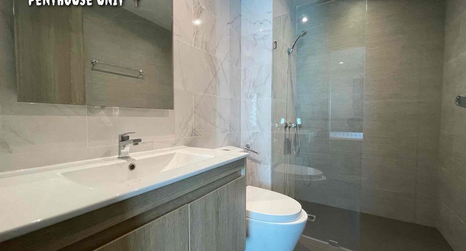 For rent 3 bedrooms apartment in Watthana, Bangkok