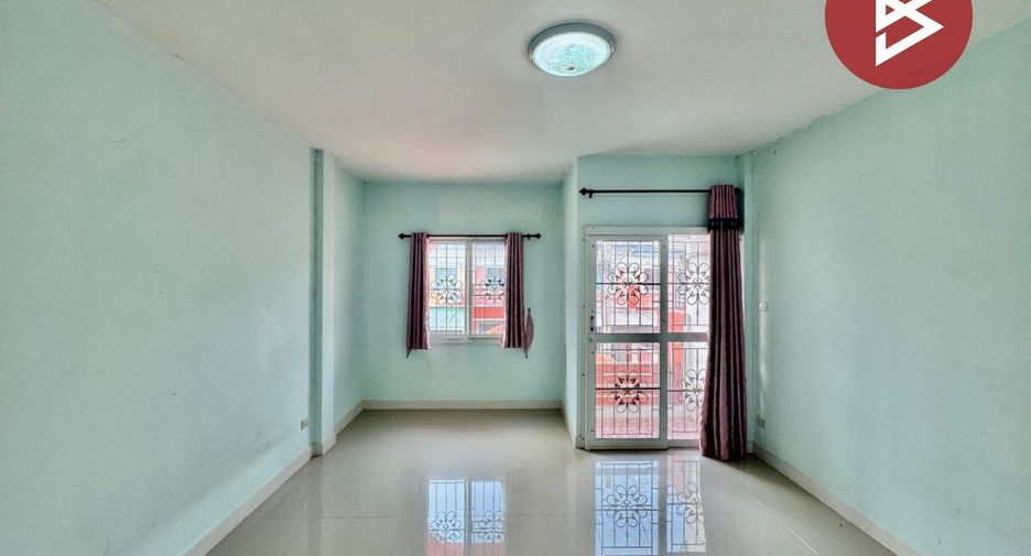 Casa adosada en venta de 2 habitaciones en Bang Phli, Samut Prakan