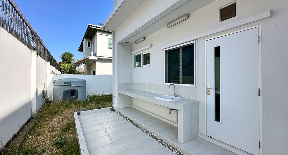 For sale 4 ベッドルーム house in San Sai, Chiang Mai