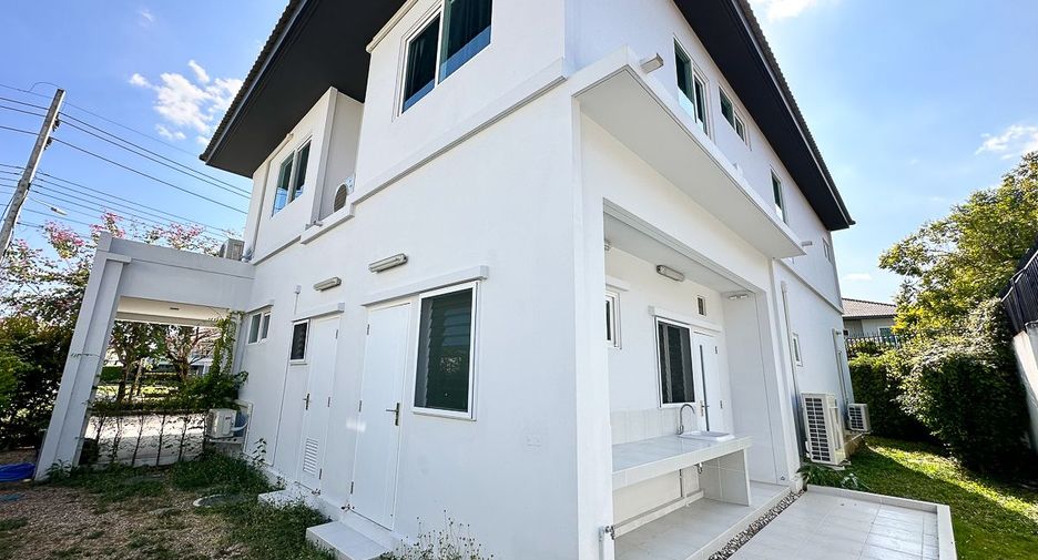For sale 4 ベッドルーム house in San Sai, Chiang Mai
