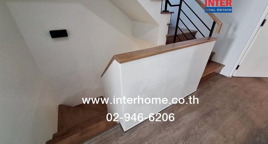 For sale 3 bedrooms townhouse in Bang Phli, Samut Prakan