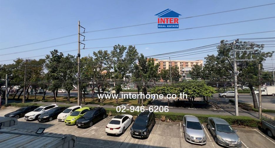 Local comercial en venta de 3 habitaciones en Nong Khaem, Bangkok